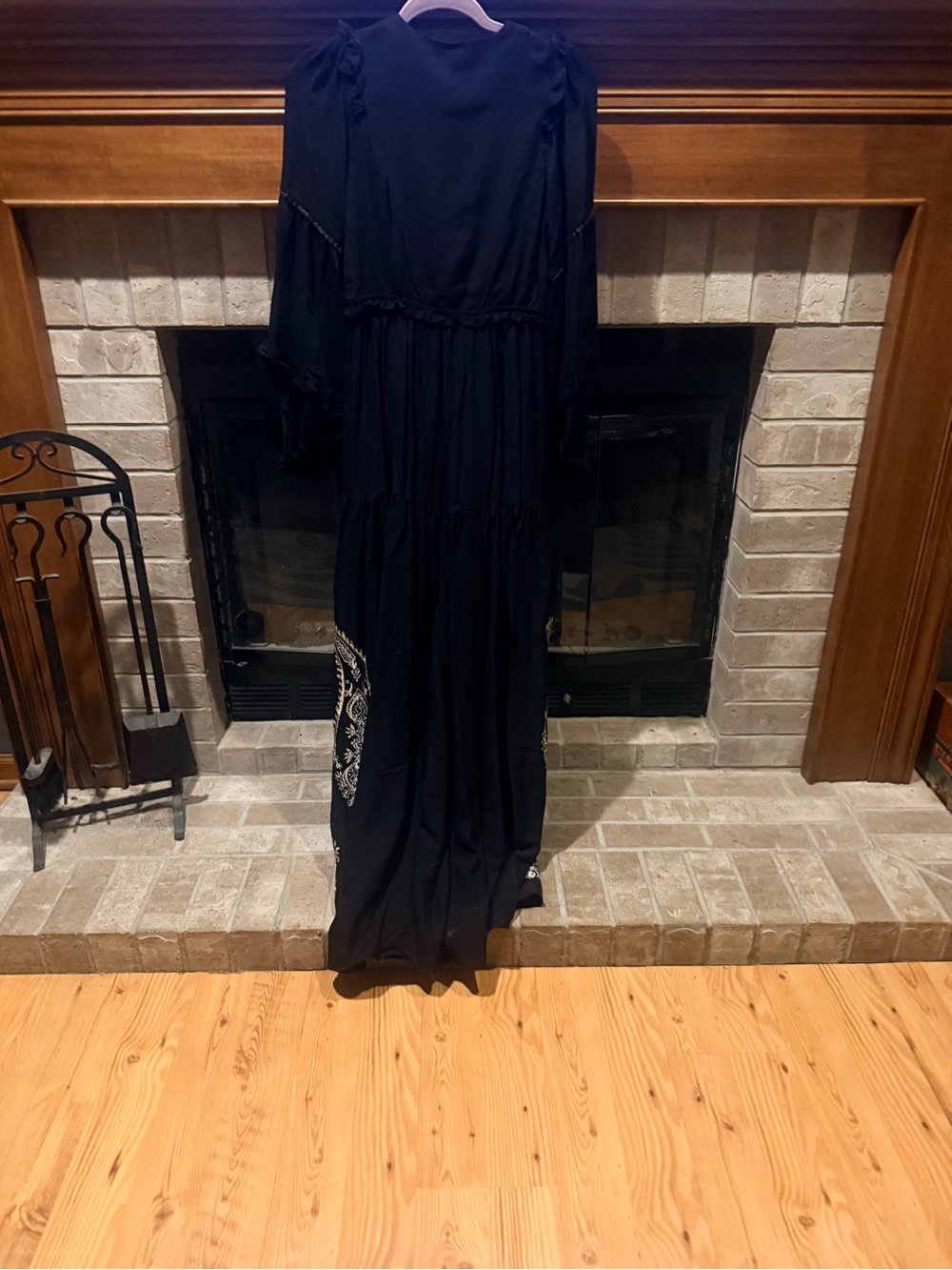 Beautiful black embroidered maxi dress - Picture 8 of 8